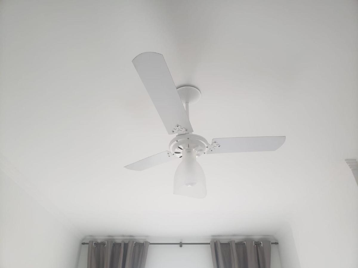 Lindo Apto 300M Praia Da Ocian E Centro - Vista Mar- Varanda Sacada - Wi-Fi 300 Mbps - Vaga De Garagem - Acomoda Ate 6 Pessoas Apartment Praia Grande  Exterior photo